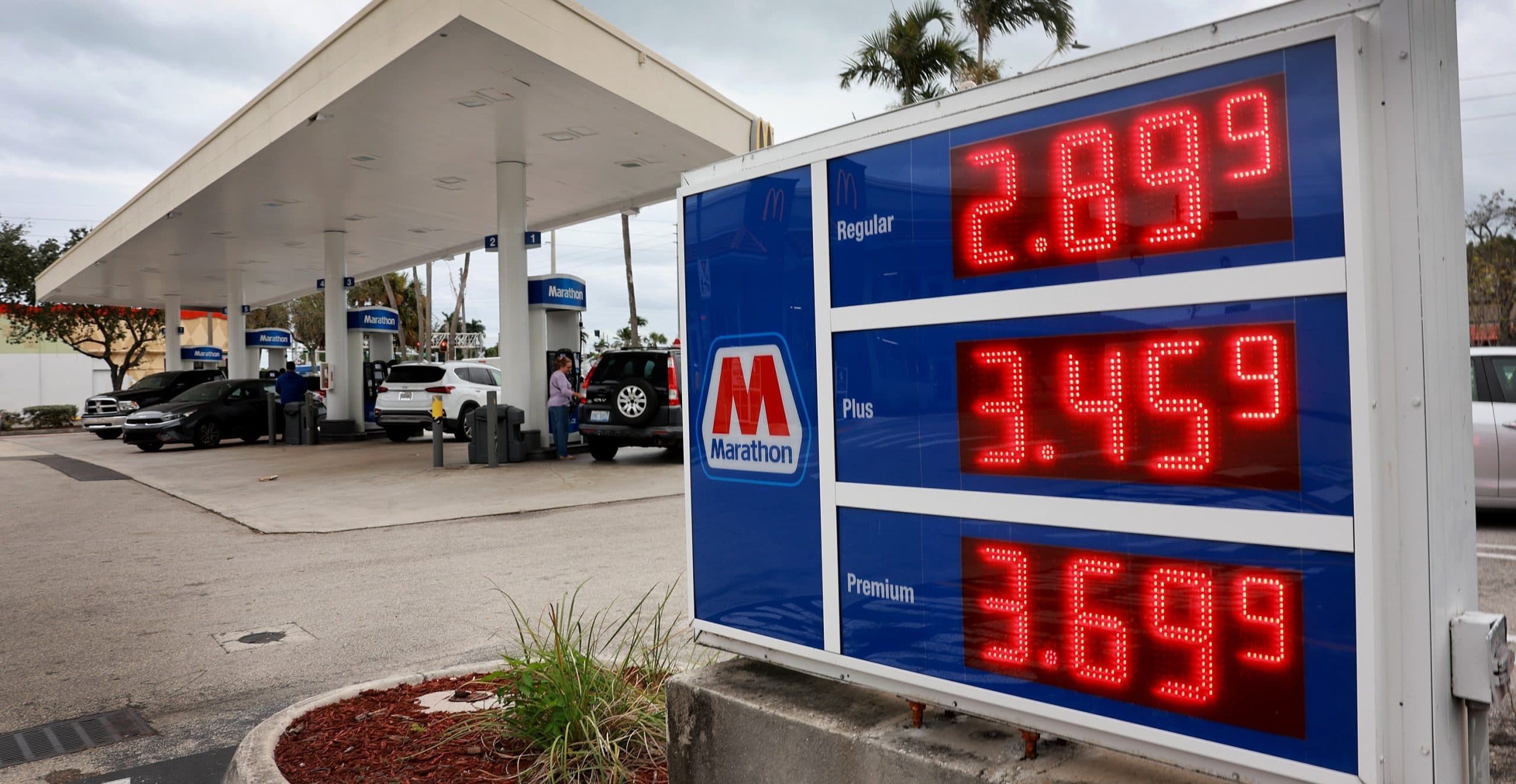 The misleading, wasteful way we measure gas mileage, explained