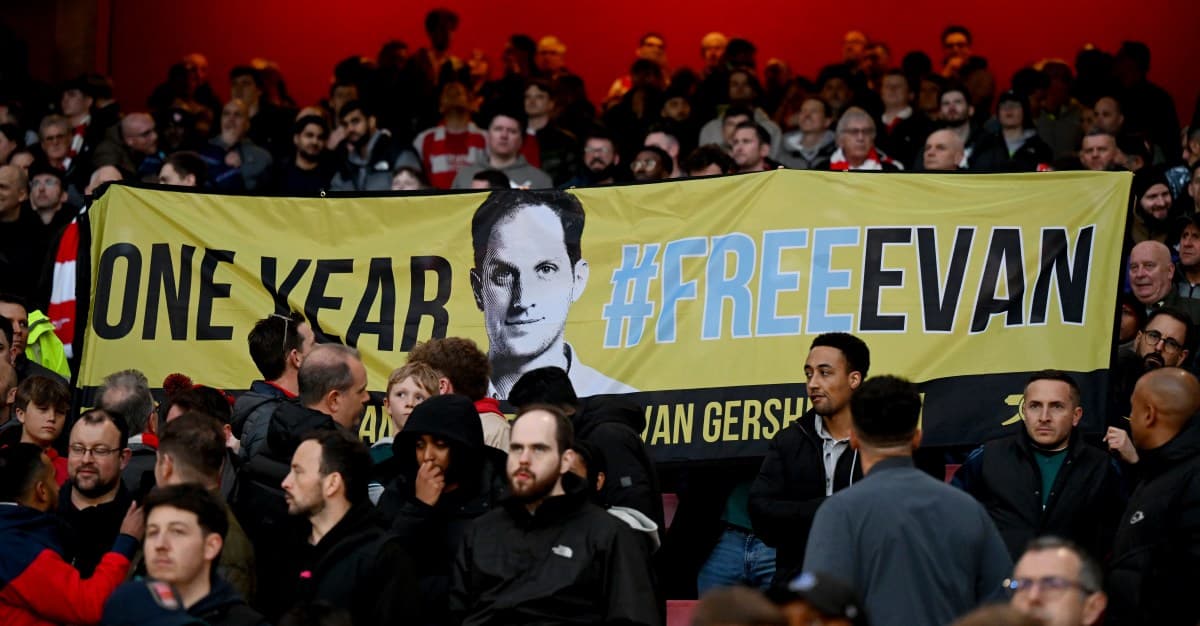 Evan Gershkovich, Paul Whelan freed in largest US-Russia prisoner exchange since Cold War