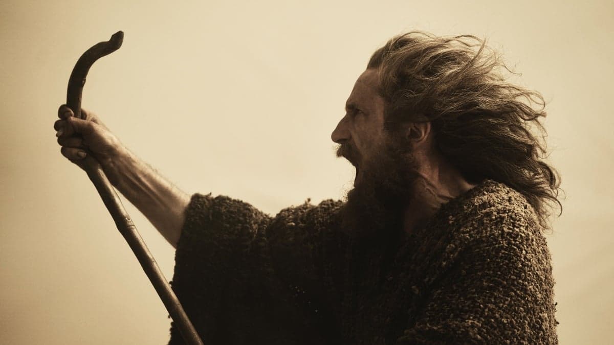 'The Lord of the Rings: The Rings of Power' Season 2 is already hinting at the Stranger's real name