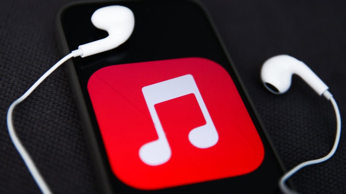 You can now transfer your Apple Music playlist to YouTube Music